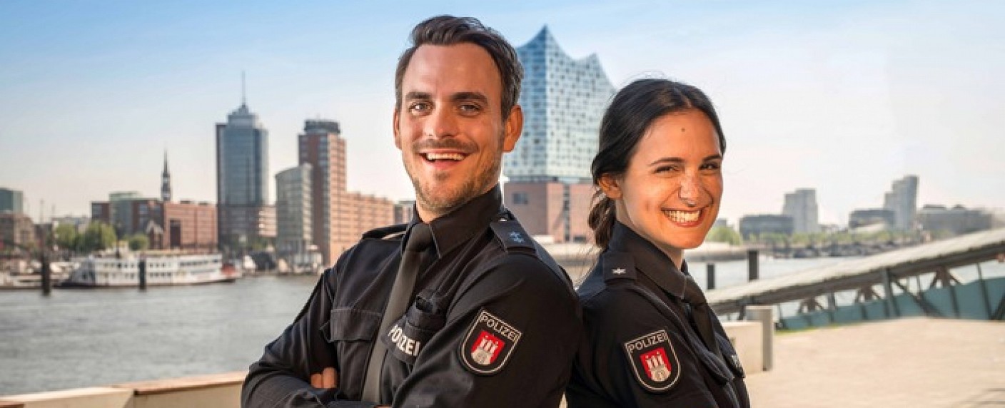 „Notruf Hafenkante“ mit neuem Ermittlerteam – Marc Barthel („Verbotene Liebe“) und Aybi Erba in der 13. Staffel – Bild: obs/​ZDF/​Boris Laewen