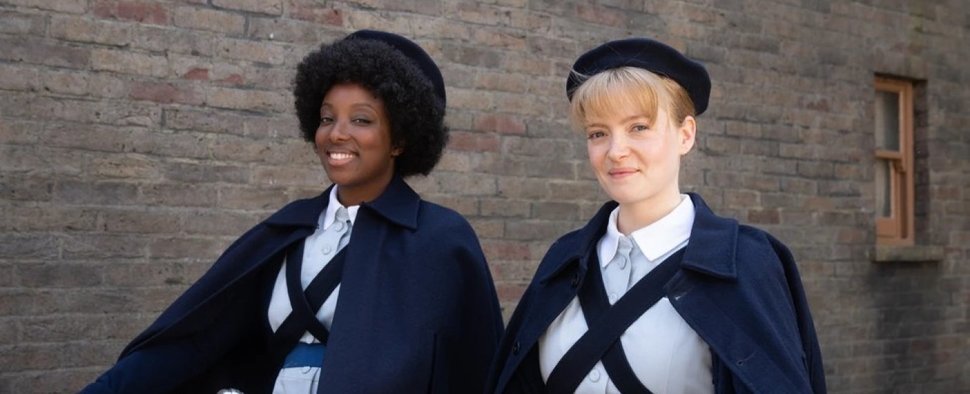Die Neuzugänge Renee Bailey (l.) als Joyce Highland und Natalie Quarry (r.) als Rosalind Clifford in „Call the Midwife“ – Bild: BBC