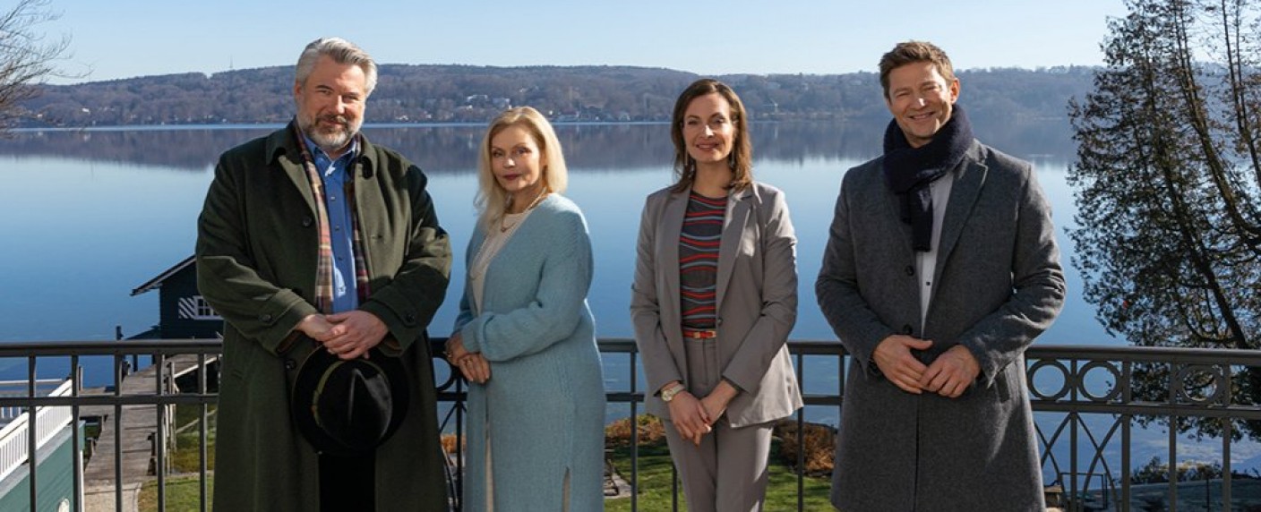 „Die Rosenheim-Cops“: Neues Special in Spielfilmlänge bestellt – 90-Minüter „Sterben für den guten Zweck“ wird gedreht – Bild: Bavaria Fiction/​Linda Gschwentner