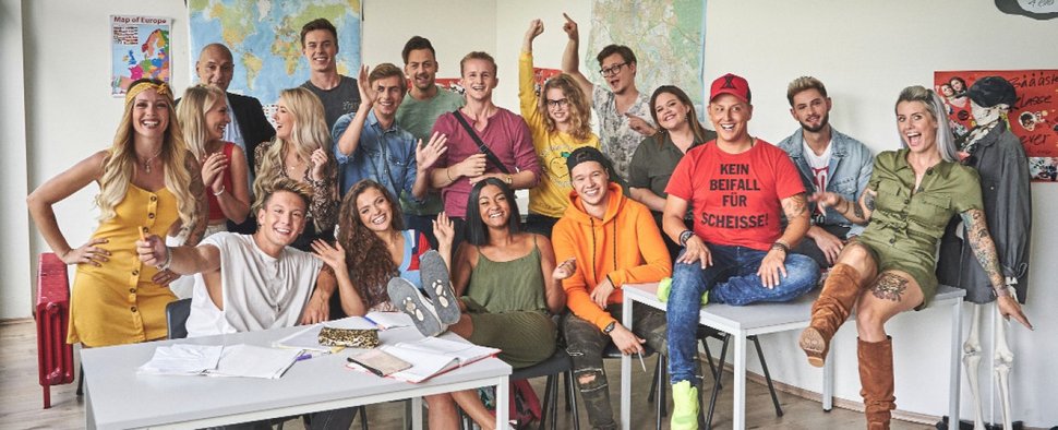 Die Schüler und Lehrer von „Krass Schule“ in der vierten Staffel – Bild: RTL II
