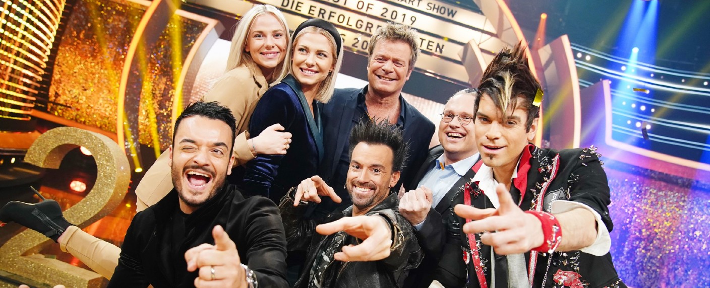 Quoten: „Ultimative Chart Show“ macht „Dancing on Ice“ platt – Gesamtsieg für den „besten Papa der Welt“, Tim Mälzers „Ready to beef“ weiter schwach – Bild: TVNOW /​ Stefan Gregorowius