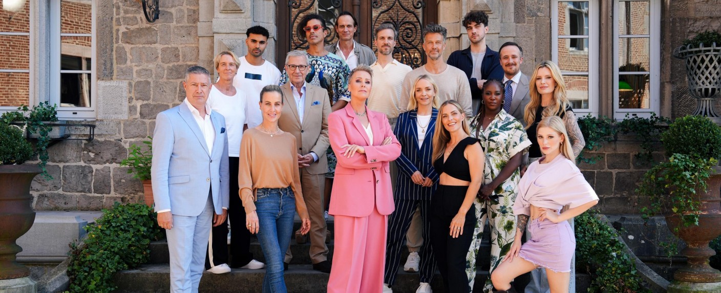 [UPDATE] „Die Verräter“: RTL verrät Promi-Teilnehmer und Starttermin der dritten Staffel – „Let’s Dance“-Jury, Ex-Nachrichtensprecher und Politiker-Sohn dabei – Bild: RTL/​Stefan Gregorowius