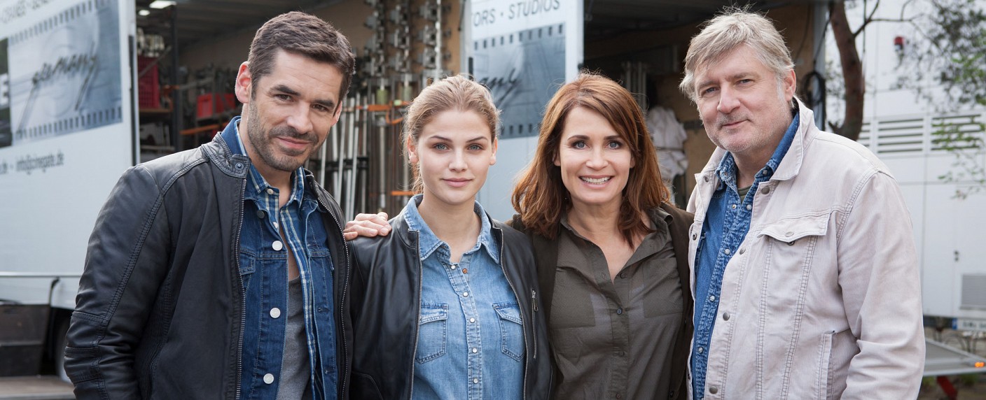 Aus „Die Wallensteins“ wird „Dresden Mord“: ZDF dreht zweiten Fall der Krimireihe – Anja Kling und Lisa Tomaschewsky im sächsischen Rotlichtmilieu – Bild: ZDF/​Conny Klein