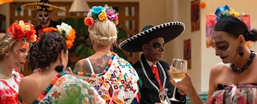 „M.O.M.“: Joyn-Datingshow kehrt mit zweiter Staffel zurück – 14 Singles unterschiedlichen Alters suchen in Mexiko nach Liebe – Bild: Joyn