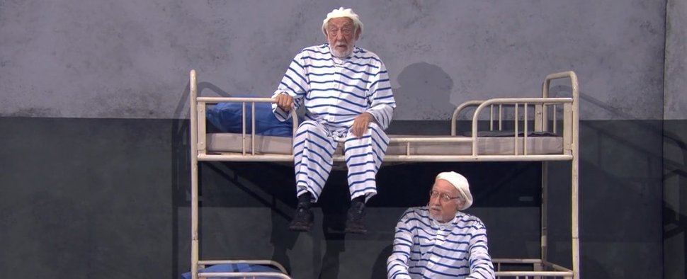 Dieter Hallervorden (oben) und Harald Effenberg im „Palim, Palim!“-Sketch in „75 Jahre ARD“ – Bild: ARD/Screenshot