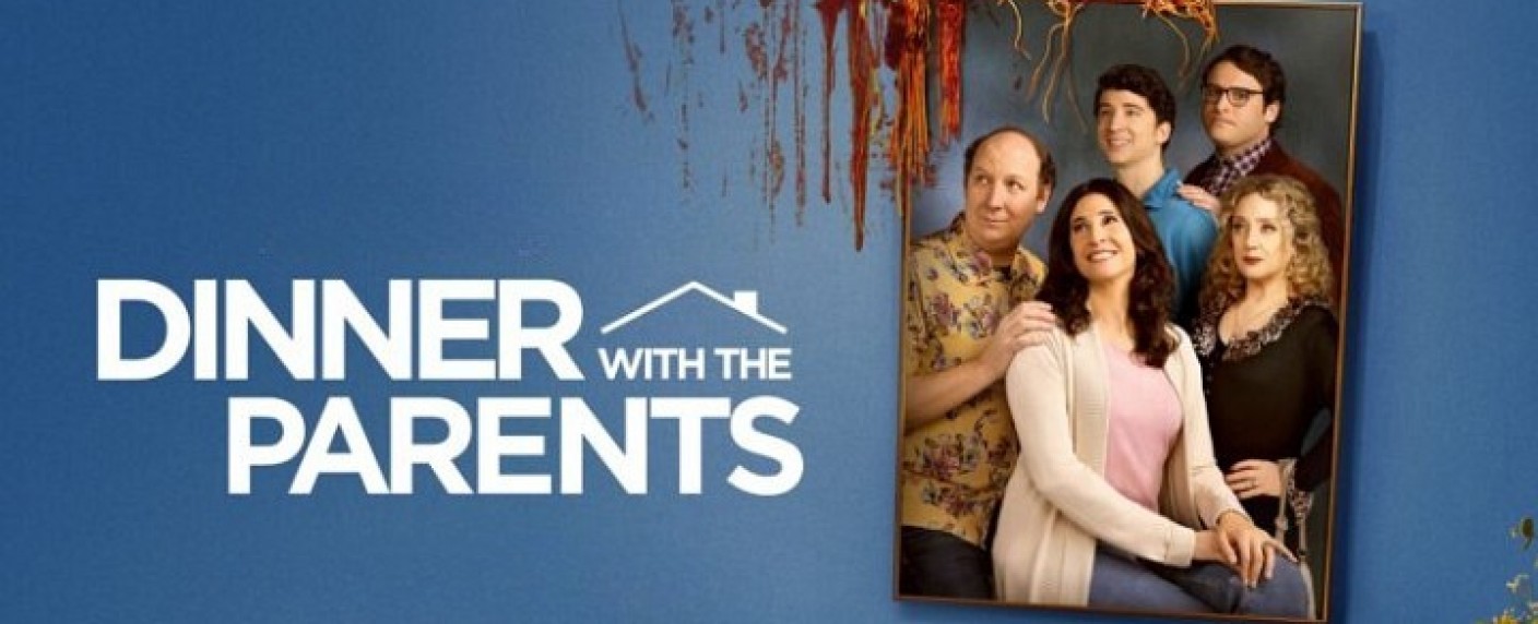 „Dinner with the Parents“: Comedy mit  Dan Bakkedahl und  Michaela Watkins findet Starttermin – Adaption von „Friday Night Dinner“ läuft bei Freevee – Bild: Freevee