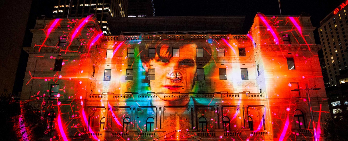 Australier feiern „Doctor Who“-Jubiläum mit 3D-Projektion – Kinovorführungen und Gedenkmünzen zum 50. Geburtstag – Bild: Vivid Sidney