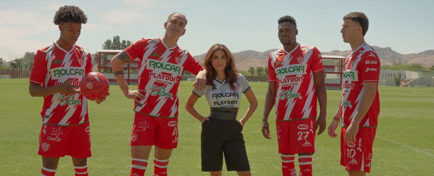 Eva Longoria führt neue Fußball-Dokuserie vom „Welcome To Wrexham“-Team an – Aufstieg und Entwicklung des Fußballclubs „Necaxa“ in Mexiko – Bild: FX/​Disney+/​Hulu