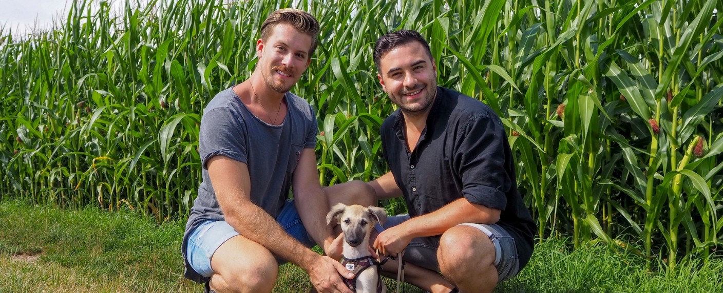 Lars Steinhöfel („Unter uns“) mit Doku über Kinderwunsch von homosexuellen Paaren – Daily-Soap trifft auf wahres Leben – Bild: Privat/​Dominik Schmitt