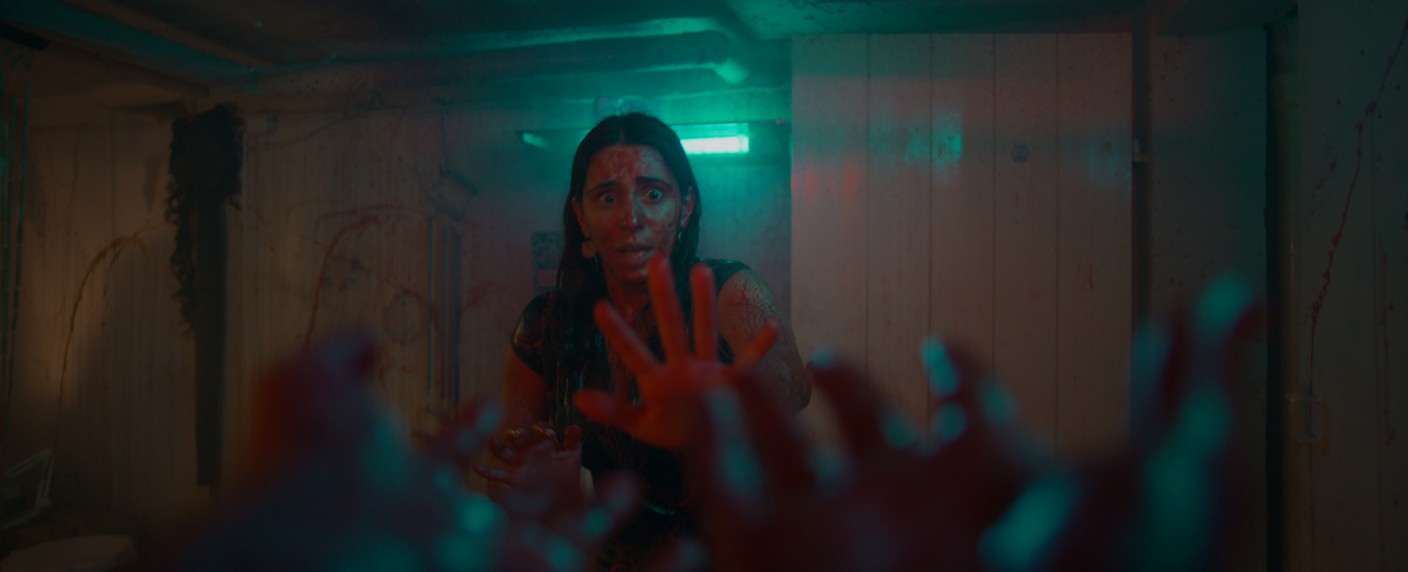 „Doppelhaushälfte“: Zombie-Special an Halloween – Zweiteilige Sonderfolge der ZDFneo-Nachbarschafts-Comedy – Bild: ZDF/​Tilo Hauke