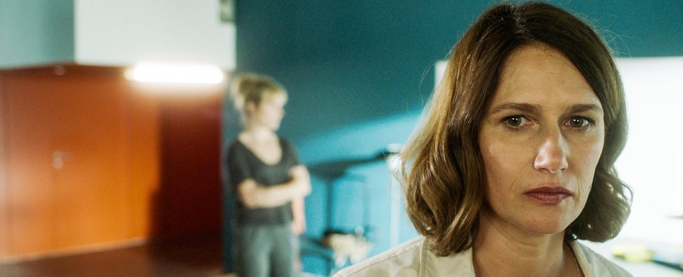 Anna Pieri und Marina Golovine in „Doppelleben“ – Bild: CAB/RTS