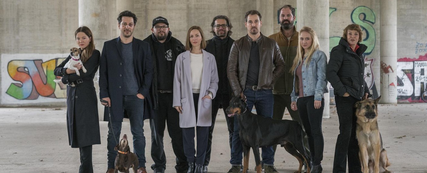 „Dogs of Berlin“: Fahri Yardim und Felix Kramer mit Hauptrollen in deutscher Netflix-Serie – Zwei ungleiche Polizisten ermitteln im Berliner Untergrund – Bild: Netflix