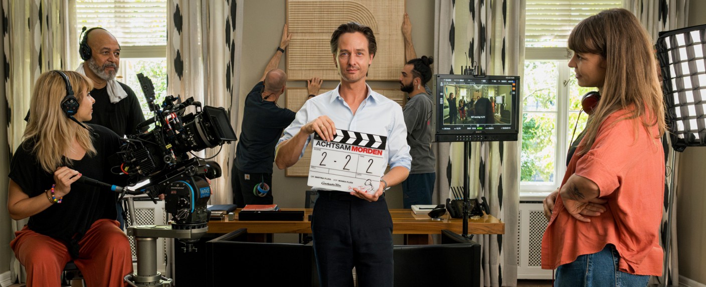 „Achtsam morden“: Drehstart für zweite Staffel des Netflix-Serienhits mit Tom Schilling – Björn Diemel ist noch lange nicht fertig – Bild: Netflix