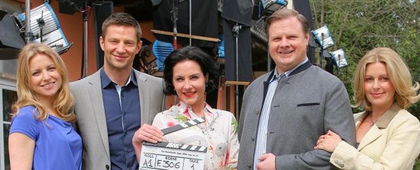 „Die Rosenheim-Cops“: Drehstart zu Staffel 14 – Mark-Alexander Solf als neuer Kommissar – Bild: ZDF/​Christian A. Rieger