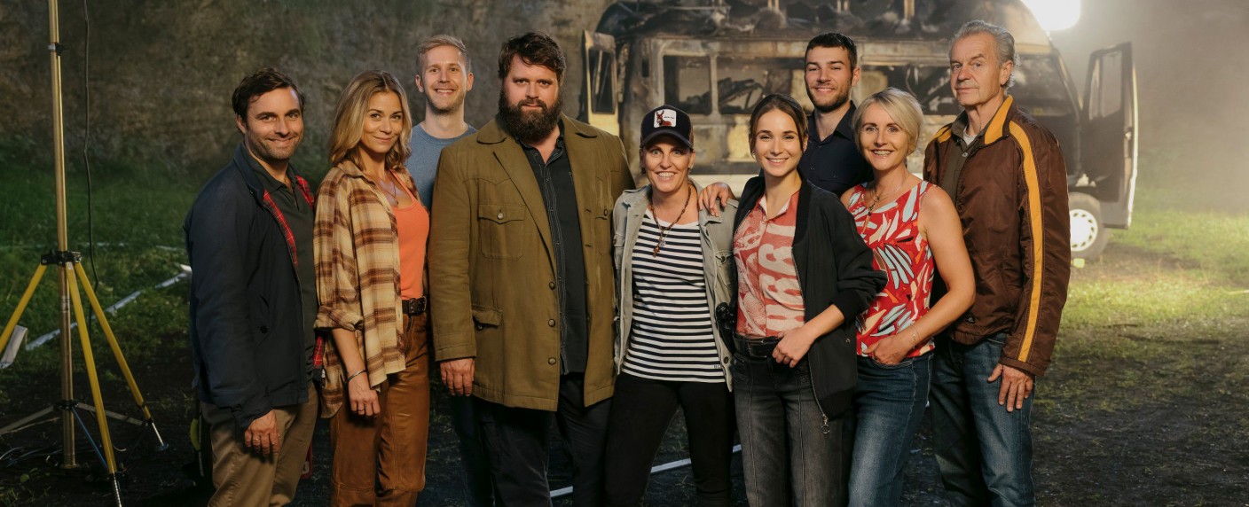 „Behringer und die Toten“: Drehstart für neuen RTL-Krimi mit Antoine Monot („Ein Fall für Zwei“) – Cosima Henman („Hammerharte Jungs“) ebenso im „Bamberg-Krimi“ dabei – Bild: RTL/​Hendrik Heiden