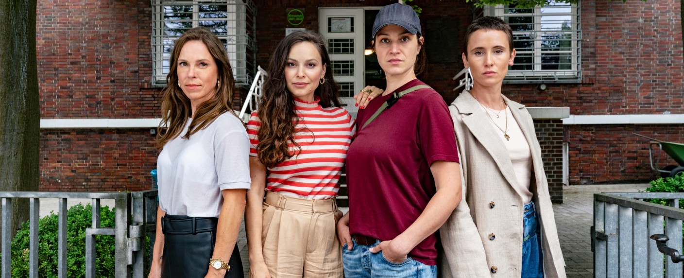 „Neuland“: ZDF dreht sechsteiliges Gesellschaftsdrama – Mit Anneke Kim Sarnau und Franziska Hartmann – Bild: ZDF/​Georges Pauly