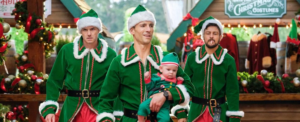 „Drei Weihnachtsmänner und ein Baby“ – Bild: Hallmark Media