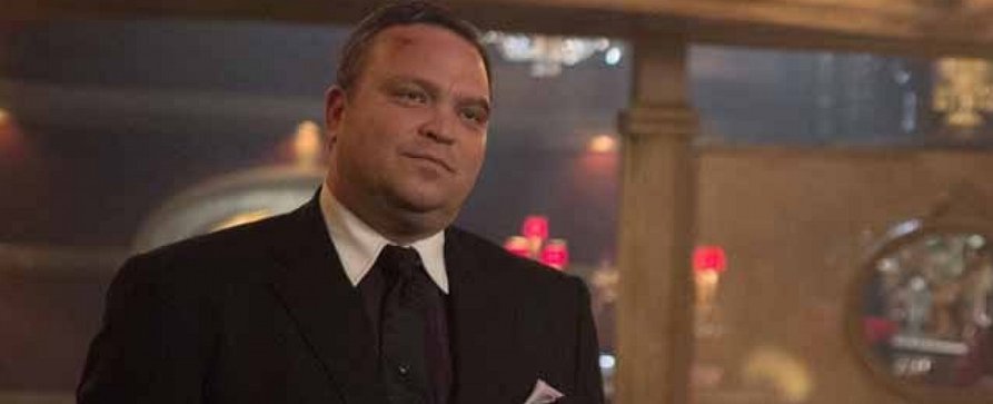„Gotham“: Auch Drew Powell wird mit Staffel zwei zum Hauptdarsteller – Neue Herausforderungen für Helfershelfer Butch Gilzean – Bild: FOX