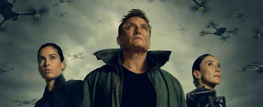 „Droneland“: Dystopischer Überwachungsthriller Oliver Masucci und Sophie Mousel mit Deutschlandpremiere – ZDF-Koproduktion zuerst bei Streaminganbieter – Bild: MagentaTV „Droneland“: Dystopischer Überwachungsthriller Oliver Masucci und Sophie Mousel mit Deutschlandpremiere – ZDF-Koproduktion zuerst bei Streaminganbieter – Bild: MagentaTV