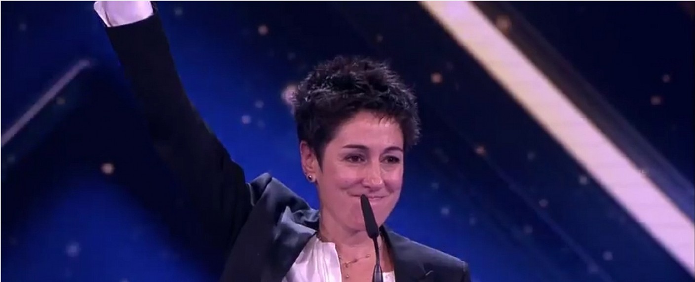 Dunja Hayali beeindruckt bei „Goldener Kamera 2016“ – Preise für „Deutschland 83“ und „Ein großer Aufbruch“ – Bild: ZDF/​Screenshot