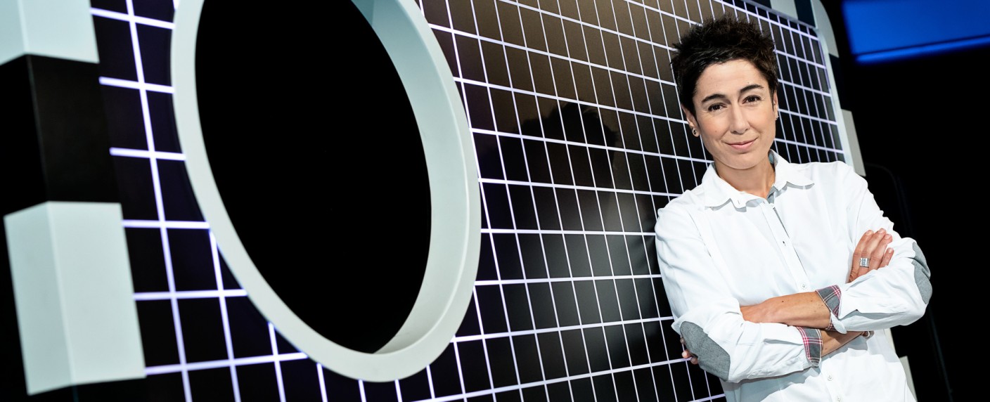 Dunja Hayali gibt Moderation beim „aktuellen sportstudio“ auf – ZDF-Moderatorin konzentriert sich auf „moma“ und „heute journal“ – Bild: ZDF/​Jana Kay