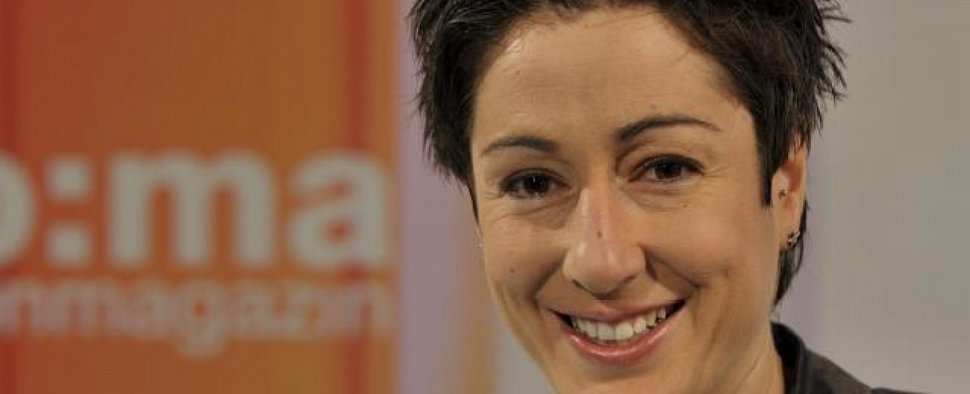 Kann bald länger schlafen: Dunja Hayali – Bild: ZDF