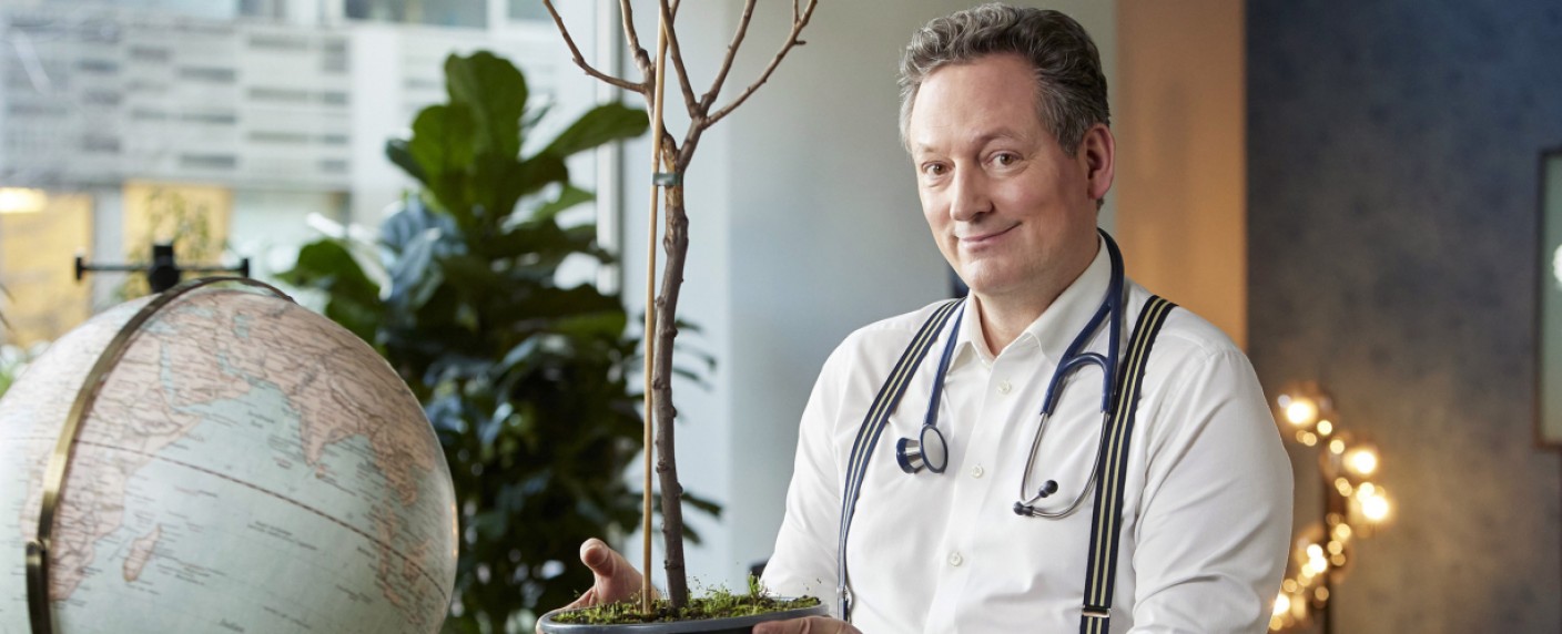 „Team Hirschhausen“ löst „Sturm der Liebe“ Ende Juli ab – Magazin mit Eckart von Hirschhausen absolviert Testrunde – Bild: ARD/​Kai Schulz