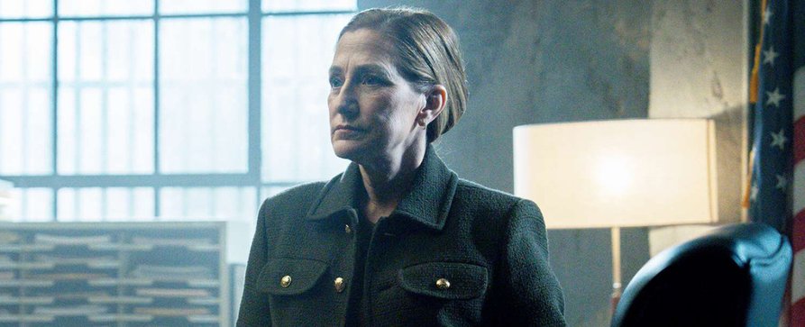 Edie Falco kämpft als „Katie Greaves“ für Recht und Gerechtigkeit für ihre Mandanten – FOX bestellt neue Anwaltsserie mit „Sopranos“- und „Mayor of Kingstown“-Star – Bild: Paramount+ Edie Falco kämpft als „Katie Greaves“ für Recht und Gerechtigkeit für ihre Mandanten – FOX bestellt neue Anwaltsserie mit „Sopranos“- und „Mayor of Kingstown“-Star – Bild: Paramount+