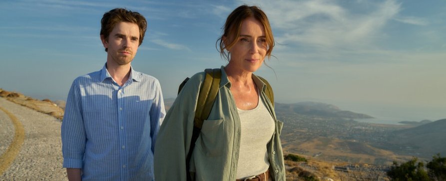 „The Assassin“: Thriller-Serie mit Keeley Hawes („Bodyguard“) und Freddie Highmore („The Good Doctor“) geht in Runde 2 – Beziehung zwischen Ex-Auftragskillerin und Sohn muss neue Belastungen aushalten – Bild: Prime Video