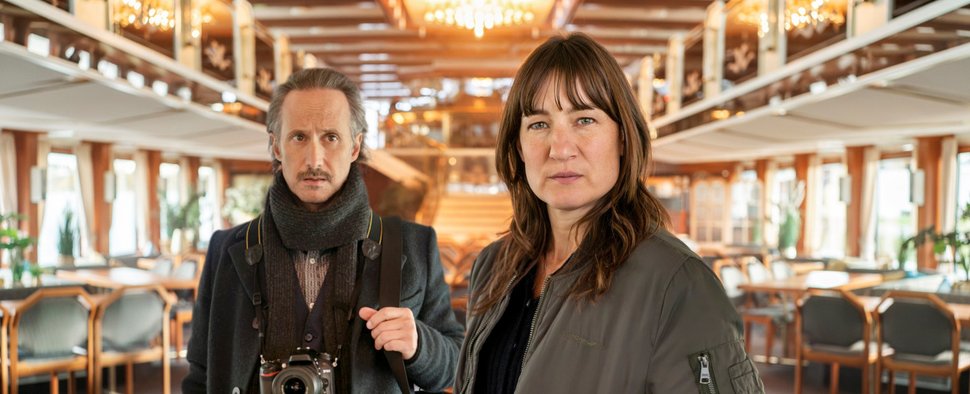 „Ein Krimi aus Passau“ mit Michael Ostrowski und Marie Leuenberger (v.l.) – Bild: Das Erste/BR