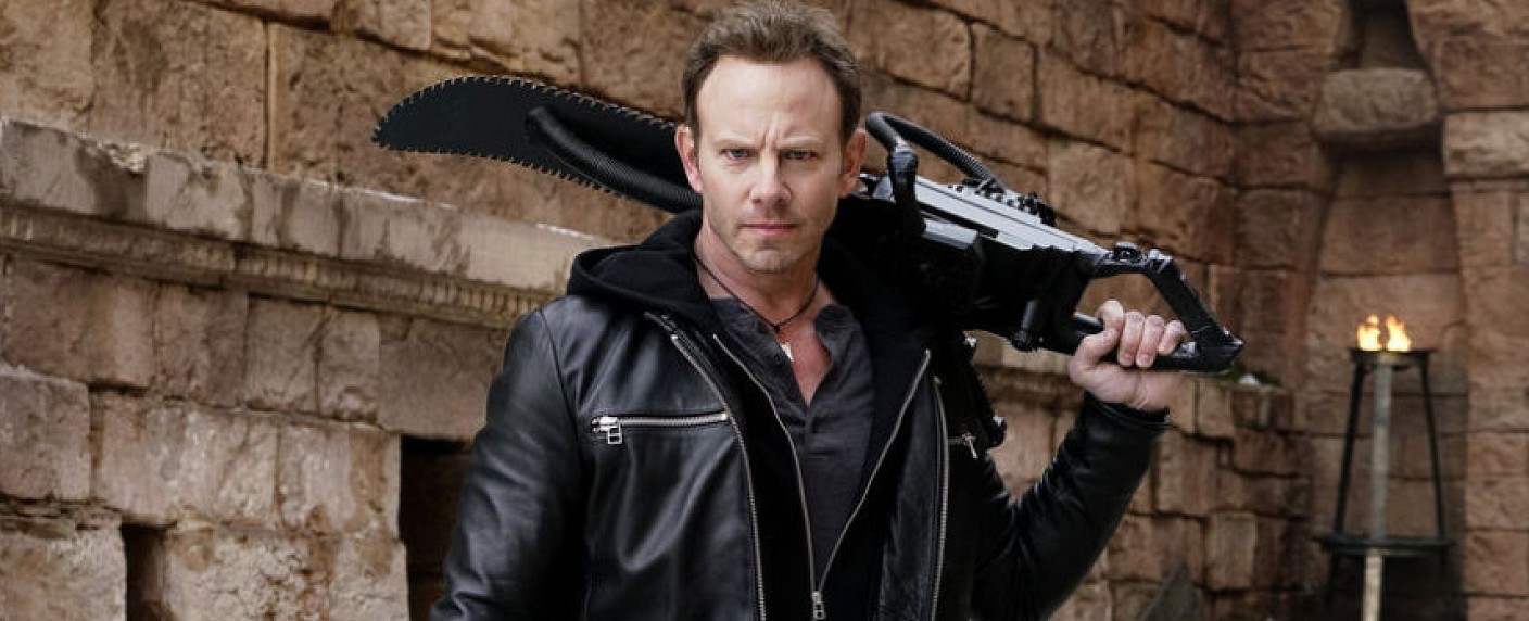 Ian Ziering wird für „Swamp Thing“ zum Blue Devil – „Sharknado“- und „Beverly Hills, 90210“-Darsteller mit neuer Serienrolle – Bild: Syfy
