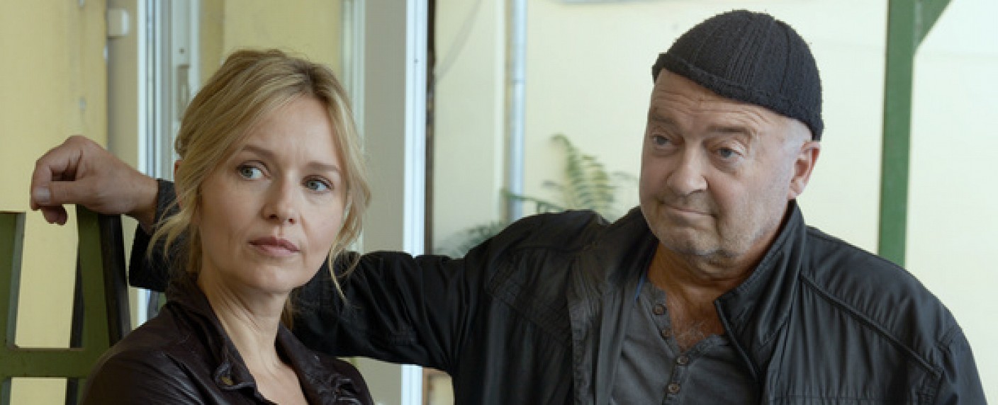 Quoten: „Ein starkes Team“ und „DSDS“-Premiere bestimmen den Samstag – „Klein gegen Groß“ ebenfalls groß, „Parfum“-Premiere enttäuscht – Bild: ZDF/​Katrin Knoke