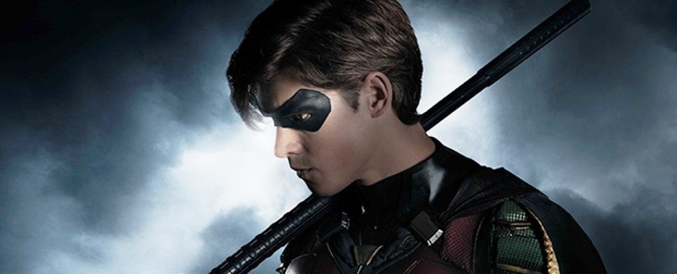 Brenton Thwaites in Robin-Montour „Titans“ – Bild: Warner Bros. TV