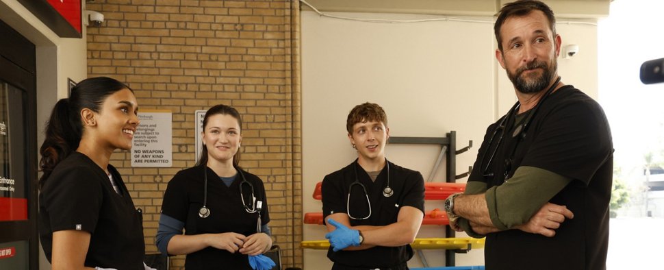 Eine ruhige Minuite vor der Ankunft neuer Patienten in „The Pitt“ – Bild: Warrick Page/HBO MAX