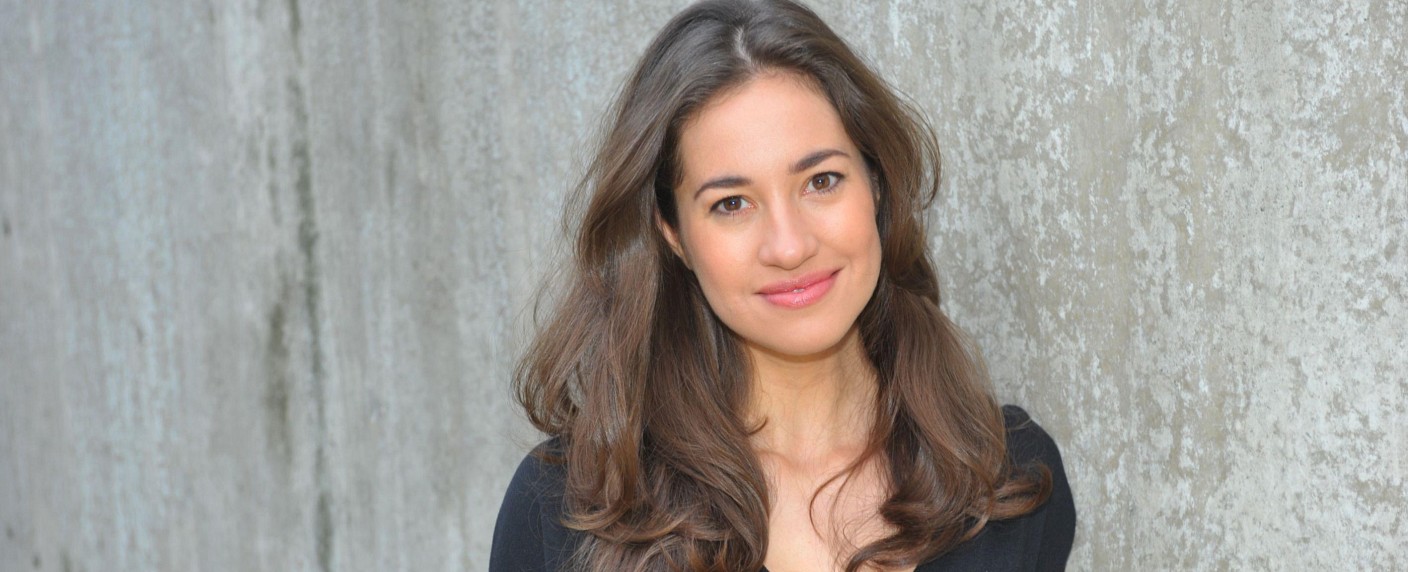 „GZSZ“: Elena Garcia Gerlach kehrt zurück zur Daily-Soap – Der Spanierin wird ein unmoralisches Angebot gemacht – Bild: RTL/​Rolf Baumgartner