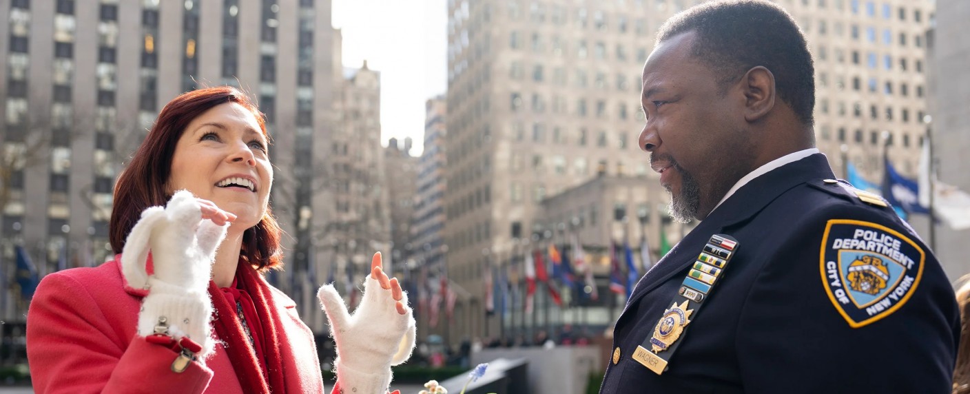 „Elsbeth“ erhält Besuch von „Modern Family“-Star – Jesse Tyler Ferguson in „Good Wife“-Ableger – Bild: CBS