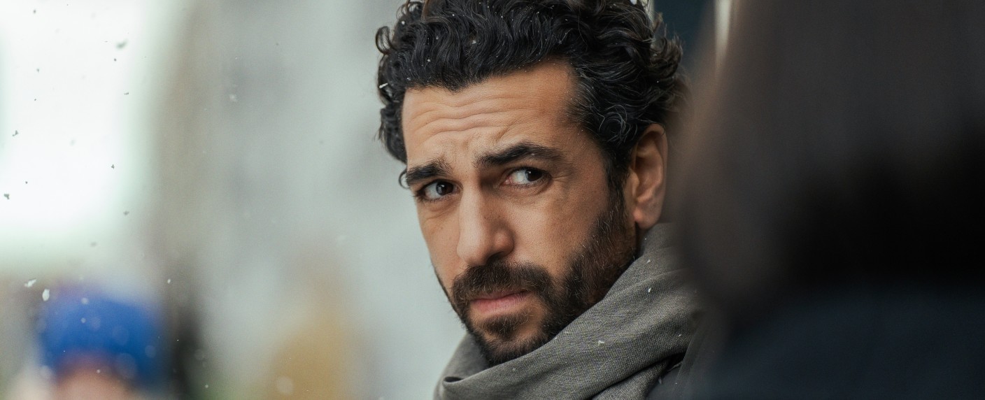 „Smillas Gespür für Schnee“ mit Elyas M’Barek („Fack ju Göhte“) kommt zu MagentaTV – Serienadaption des Bestsellers mit Filippa Coster-Waldau („Where Were You?“) – Bild: Constantin Film/​ARD/​MagentaTV+
