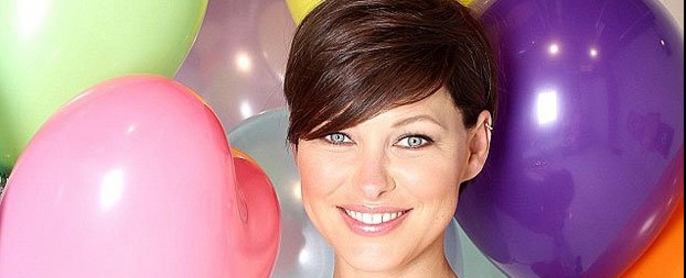 „Big Brother UK“: Emma Willis wird neue Moderatorin der Live-Shows – Brian Dowling und weitere Gesichter sind nicht mehr dabei – Bild: Channel 5