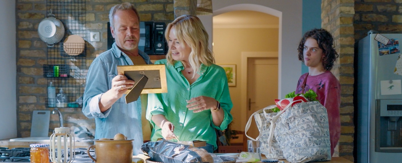 „Das Küstenrevier“ folgt müde auf „Die Landarztpraxis“ – Review – Sat.1 kopiert vergeblich „Morden im Norden“ – Bild: SAT.1