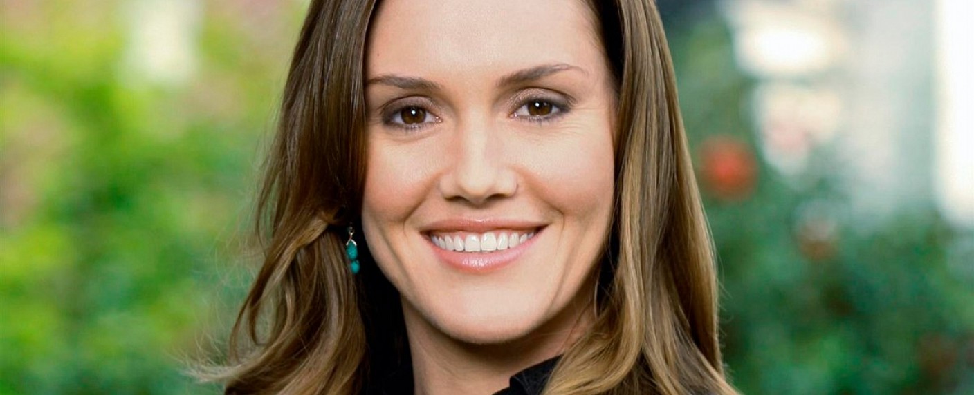 Erinn Hayes wird in neuer Comedy zu Kevin James’ Ehefrau – Nachfolgerin von Leah Remini als Serienfrau – Bild: CBS