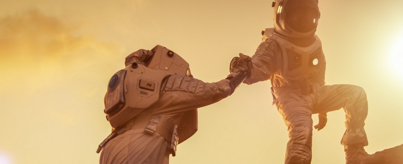 WDR entwickelt europäische Raumfahrt-Serie – Dramaserie als Reise zum Mond in Arbeit – Bild: WDR/​Provobis/​iStock