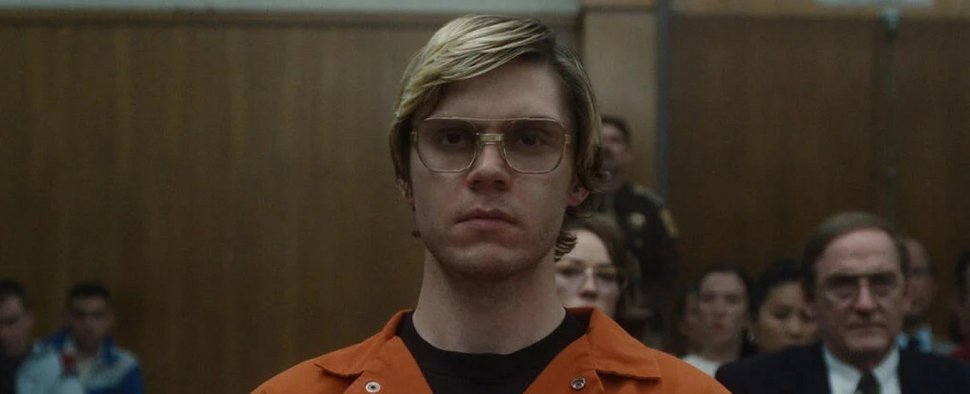 Evan Peters als Serienmörder Jeffrey Dahmer – Bild: Netflix