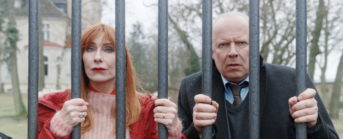 „Familie Bundschuh“: TV-Termin für neuen Teil der ZDF-Komödienreihe – Familienchaos während der Corona-Quarantäne – Bild: ZDF/​Stefan Erhard