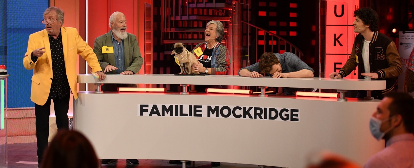 Quoten: Gelungenes Comeback für Luke Mockridges „Greatnightshow“, „Die Chefin“ siegt mit Rekordquote – Silbereisen punktet im MDR, „Blue Bloods“ und „Law & Order: SVU“ mit Problemen – Bild: Sat.1/​Steffen Z. Wolff