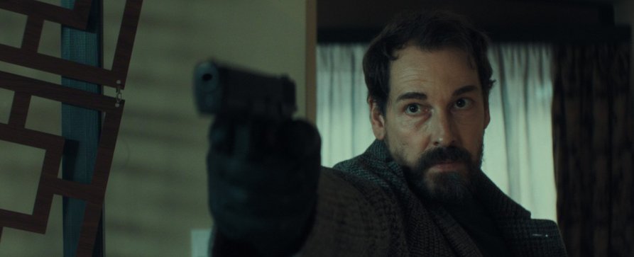 „Unfamiliar“: Starttermin für Spionagethriller mit Felix Kramer und Susanne Wolff in Sicht – Netflix schickt neue deutsche Eigenproduktion an den Start – Bild: Netflix „Unfamiliar“: Starttermin für Spionagethriller mit Felix Kramer und Susanne Wolff in Sicht – Netflix schickt neue deutsche Eigenproduktion an den Start – Bild: Netflix