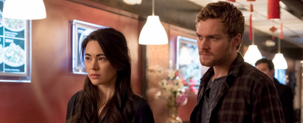 Finn Jones und Jessica Henwick in der zweiten Staffel von „Marvel’s Iron Fist“ – Bild: Netflix