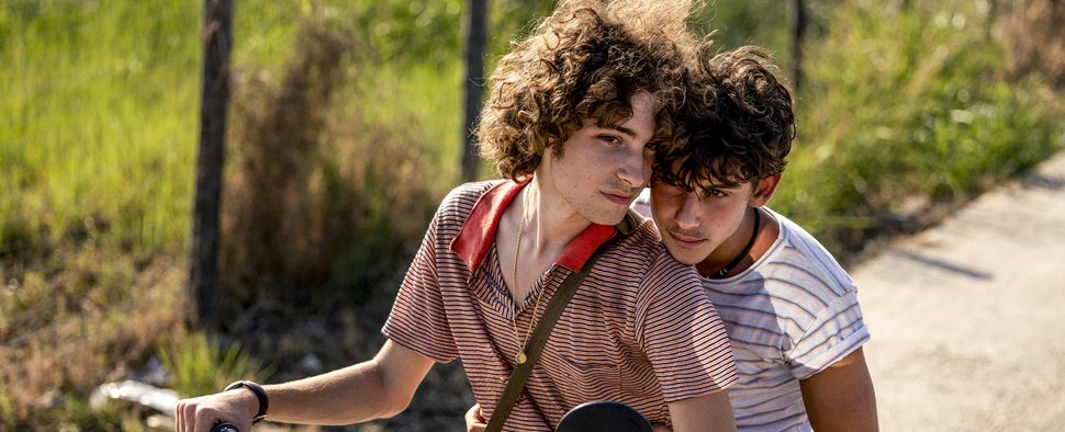 Nino (Gabriele Pizzurro) und Gianni (Samuele Segreto) in „Fireworks“ – Bild: Salzgeber & Co. Medien GmbH