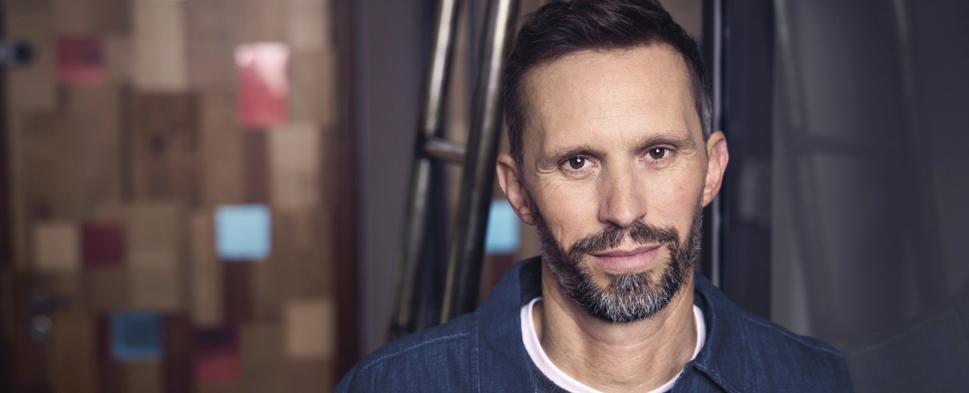 Mediathek wichtiger als lineares Fernsehen: ARD-Vorsitzender sieht „Ende der Massenmedien“ – Junge Mediatheknutzer kommen nicht mehr zurück ins Lineare – Bild: HR/​Tim Thie