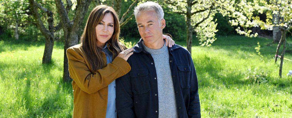 „Frühling“ mit Katja Baumann (Simone Thomalla) und Mark Weber (Marco Girnth) – Bild: ZDF/Barbara Bauriedl