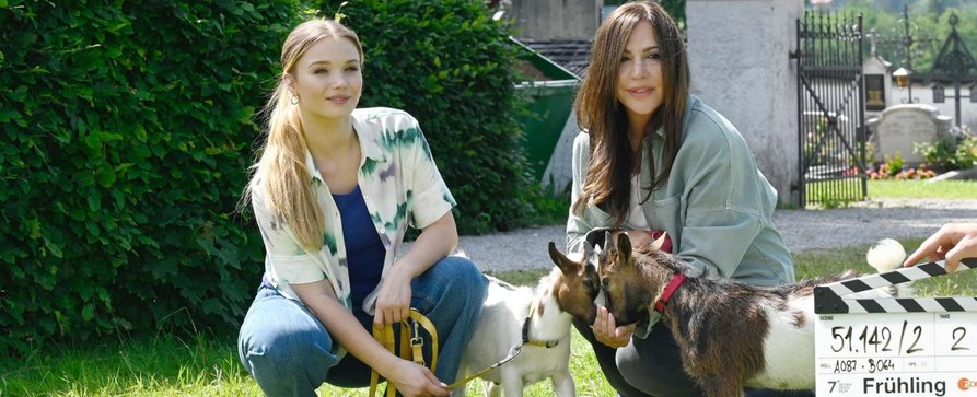 „Frühling“: An diesem Tag startet die neue Staffel der ZDF-Erfolgsreihe – Neue Folgen des Quotenerfolgs mit Simone Thomalla und Julia Beautx in Sicht – Bild: ZDF/Barbara Bauriedl „Frühling“: An diesem Tag startet die neue Staffel der ZDF-Erfolgsreihe – Neue Folgen des Quotenerfolgs mit Simone Thomalla und Julia Beautx in Sicht – Bild: ZDF/Barbara Bauriedl